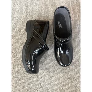Dansko XP black patent leather clog mule work shoe  40